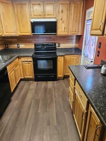 1112 Ferris Street, Alma, MI 48801