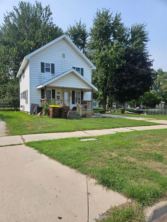 1112 Ferris Street, Alma, MI 48801