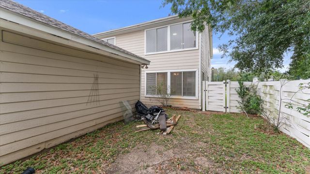 3818 W Traditions Boulevard, Houston, TX 77082
