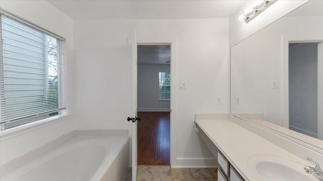 3818 W Traditions Boulevard, Houston, TX 77082