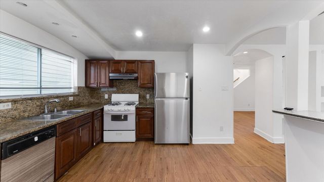 3818 W Traditions Boulevard, Houston, TX 77082