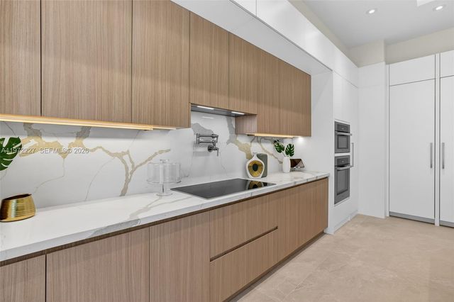 2709 NE 25th Ct, Fort Lauderdale, FL 33305