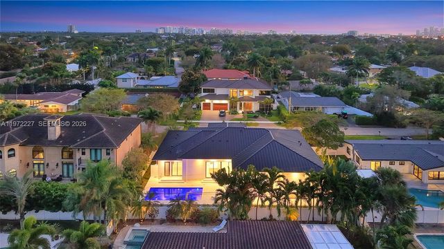 2709 NE 25th Ct, Fort Lauderdale, FL 33305