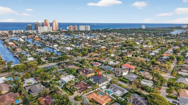 2709 NE 25th Ct, Fort Lauderdale, FL 33305