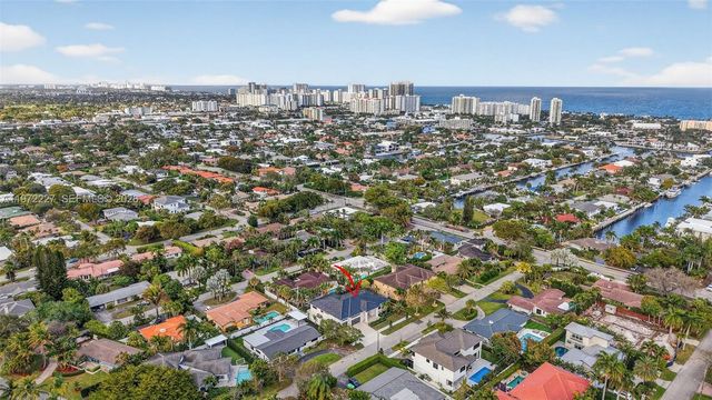 2709 NE 25th Ct, Fort Lauderdale, FL 33305