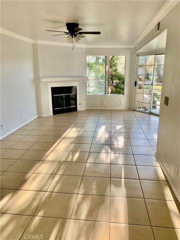 707 W 4th 7, Long Beach, CA 90802