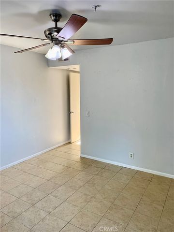 707 W 4th 7, Long Beach, CA 90802