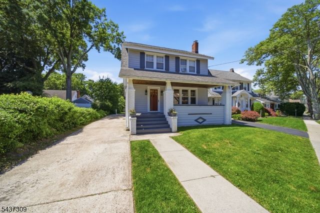 374 Diamond Bridge Ave, Hawthorne Boro, NJ 07506