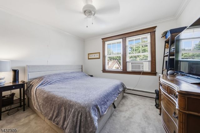374 Diamond Bridge Ave, Hawthorne Boro, NJ 07506