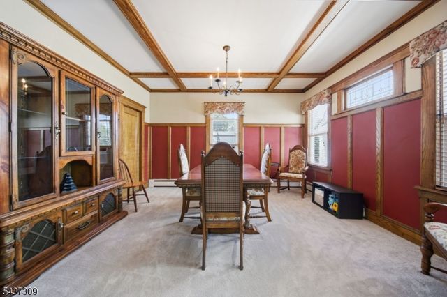 374 Diamond Bridge Ave, Hawthorne Boro, NJ 07506