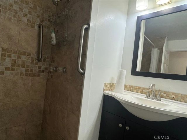 17700 Avalon 40, Carson, CA 90746