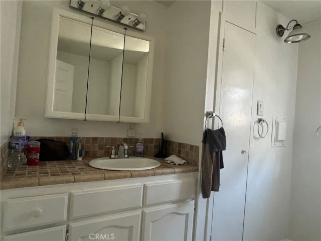 17700 Avalon 40, Carson, CA 90746