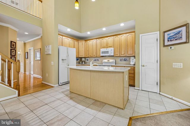 9716 SEAFIELD PL, Bristow, VA 20136