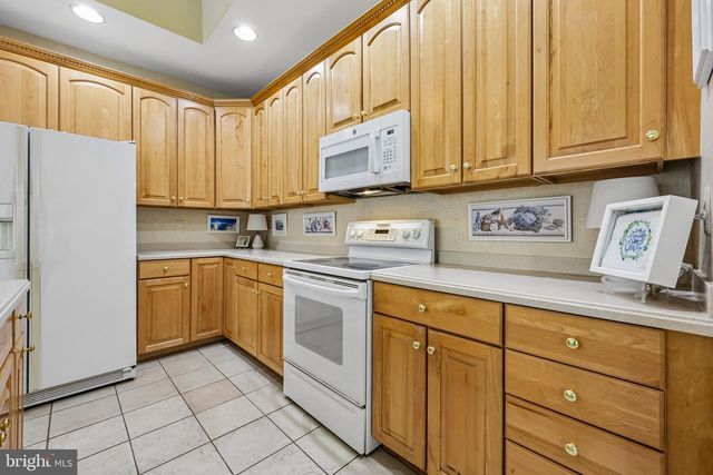9716 SEAFIELD PL, Bristow, VA 20136