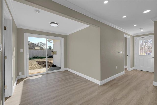 4928 Okmulgee Ave, Olivehurst, CA 95961