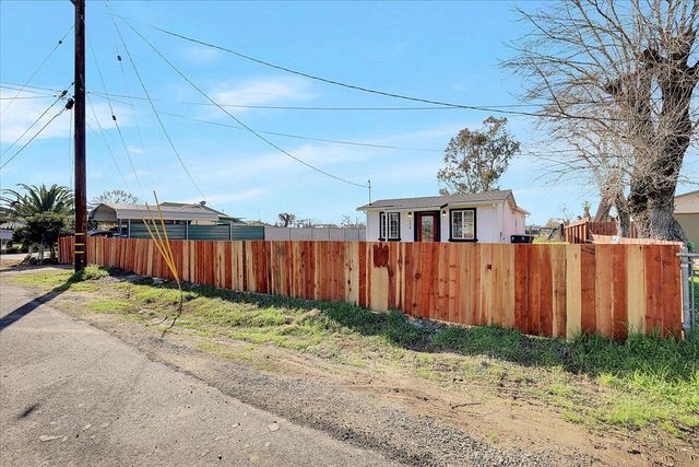 4928 Okmulgee Ave, Olivehurst, CA 95961