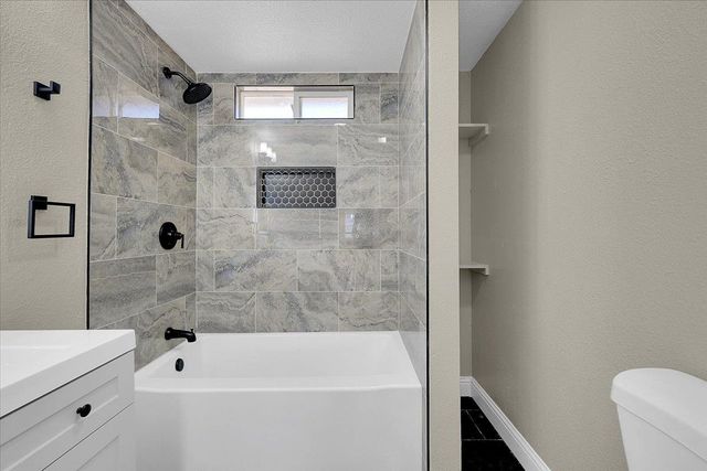 4928 Okmulgee Ave, Olivehurst, CA 95961