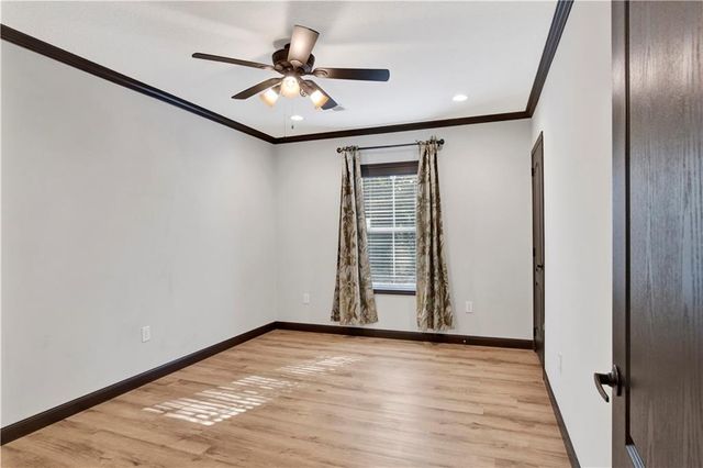 26126 Joe Foley Road, Robertsdale, AL 36567