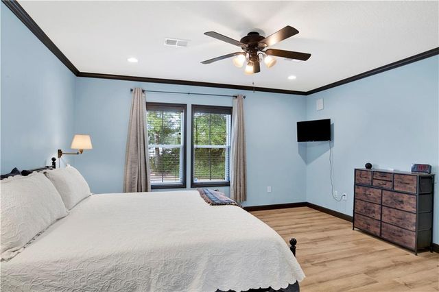 26126 Joe Foley Road, Robertsdale, AL 36567