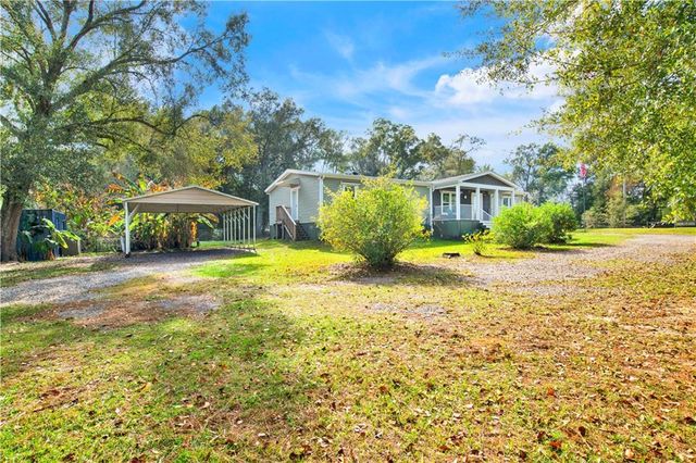 26126 Joe Foley Road, Robertsdale, AL 36567