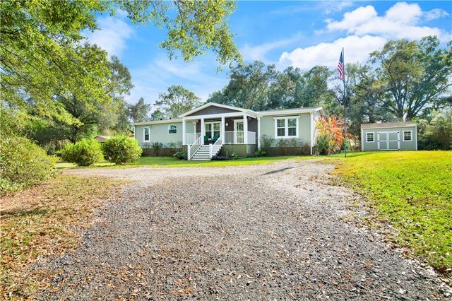 26126 Joe Foley Road, Robertsdale, AL 36567
