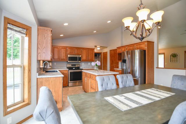 2957 BELLE PLANE ROAD, Howard, WI 54313