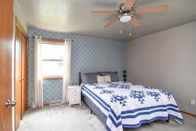 2957 BELLE PLANE ROAD, Howard, WI 54313