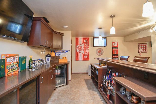 2957 BELLE PLANE ROAD, Howard, WI 54313