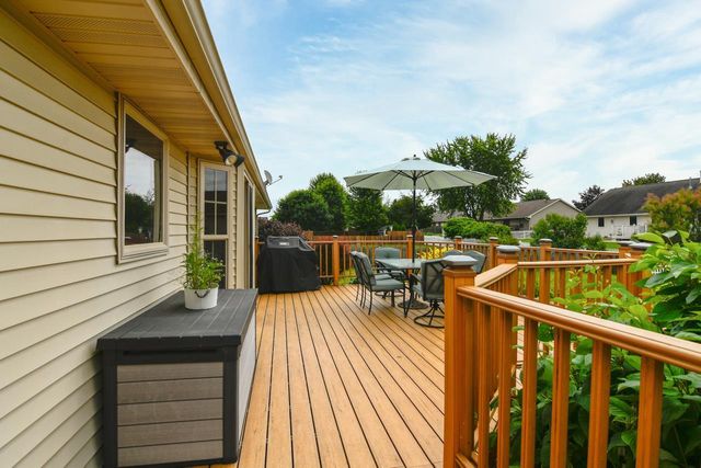 2957 BELLE PLANE ROAD, Howard, WI 54313