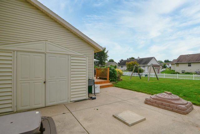 2957 BELLE PLANE ROAD, Howard, WI 54313