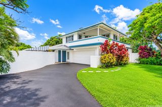 653 Ulumaika Street, Honolulu, HI 96816