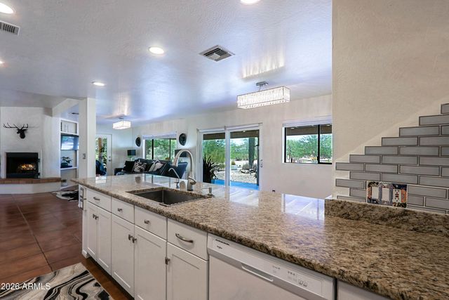1345 E PAINT YOUR WAGON Trail, Phoenix, AZ 85085