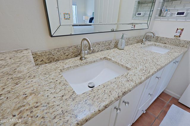 1345 E PAINT YOUR WAGON Trail, Phoenix, AZ 85085