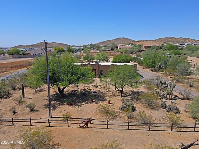 1345 E PAINT YOUR WAGON Trail, Phoenix, AZ 85085