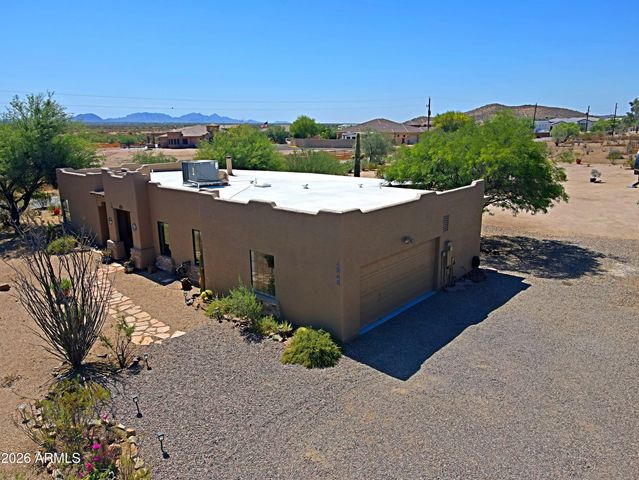 1345 E PAINT YOUR WAGON Trail, Phoenix, AZ 85085