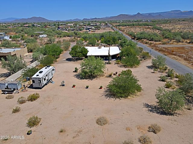 1345 E PAINT YOUR WAGON Trail, Phoenix, AZ 85085