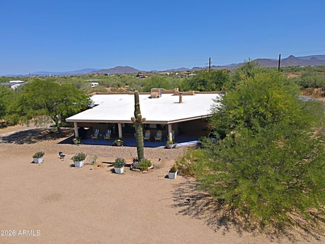 1345 E PAINT YOUR WAGON Trail, Phoenix, AZ 85085