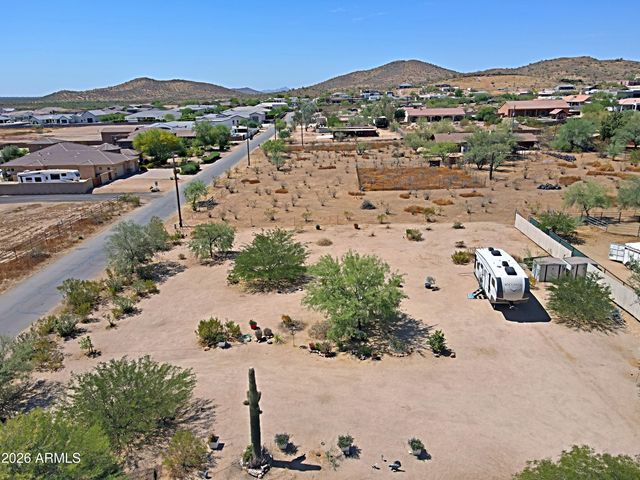 1345 E PAINT YOUR WAGON Trail, Phoenix, AZ 85085