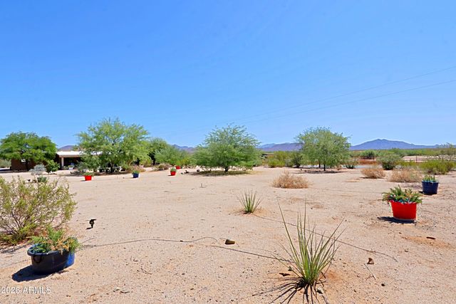 1345 E PAINT YOUR WAGON Trail, Phoenix, AZ 85085