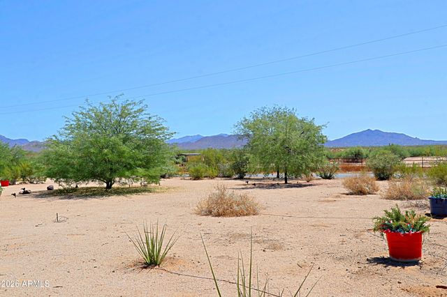 1345 E PAINT YOUR WAGON Trail, Phoenix, AZ 85085