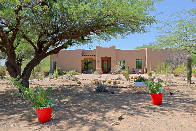 1345 E PAINT YOUR WAGON Trail, Phoenix, AZ 85085
