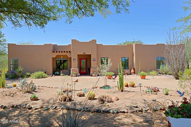 1345 E PAINT YOUR WAGON Trail, Phoenix, AZ 85085