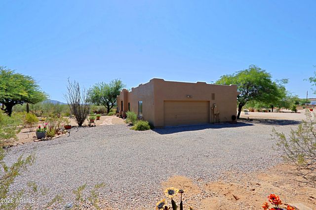 1345 E PAINT YOUR WAGON Trail, Phoenix, AZ 85085
