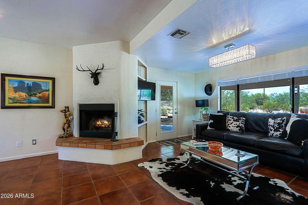 1345 E PAINT YOUR WAGON Trail, Phoenix, AZ 85085 — photo 4