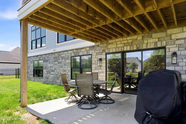 3315 Catalpa Farms Dr, Fisherville, KY 40023