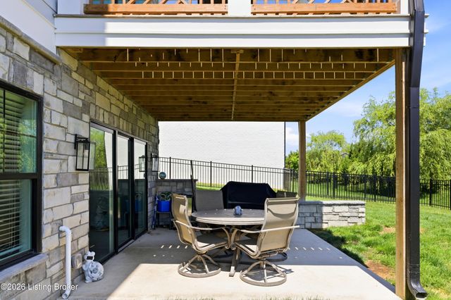 3315 Catalpa Farms Dr, Fisherville, KY 40023