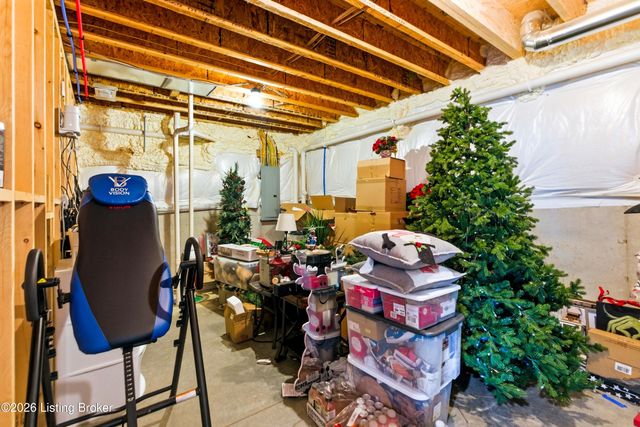 3315 Catalpa Farms Dr, Fisherville, KY 40023