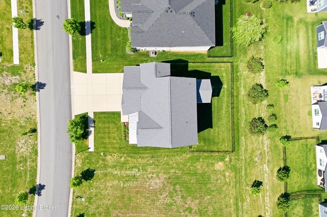 3315 Catalpa Farms Dr, Fisherville, KY 40023