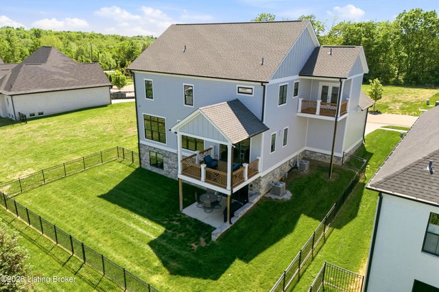 3315 Catalpa Farms Dr, Fisherville, KY 40023