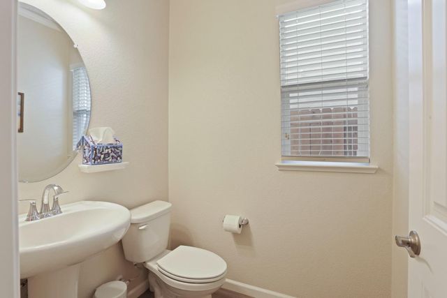 1544 Aspire Way, Modesto, CA 95356